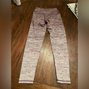 Aerie chill play move. Medium leggings